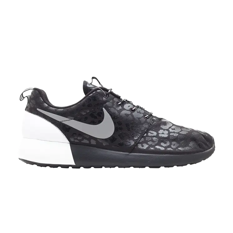 

Кроссовки Nike W'S Rosherun Prm, черный