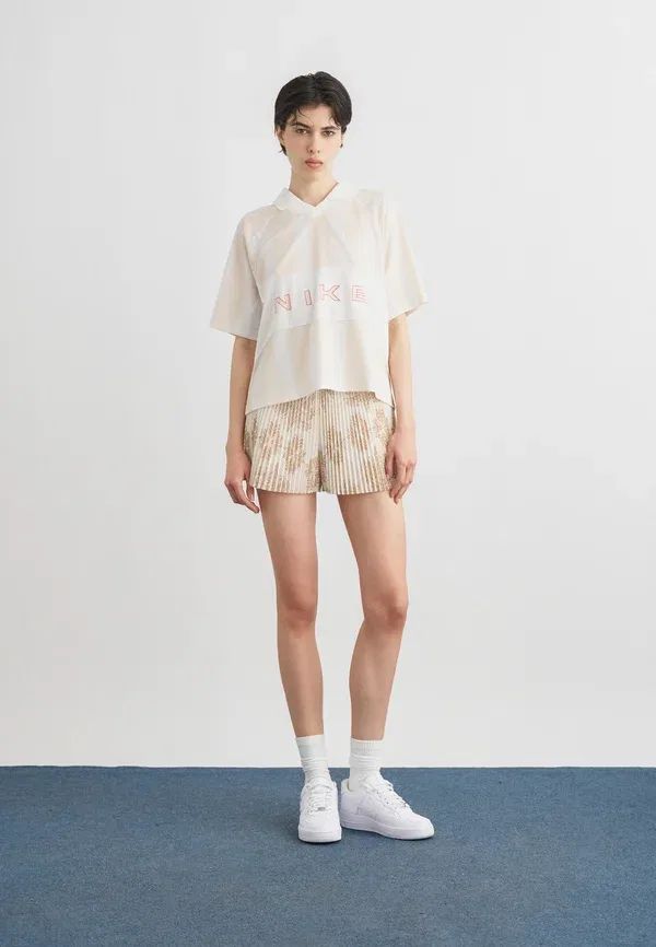 Поло Nike Sportswear, мел/белый/арктический оранжевый — фото 2