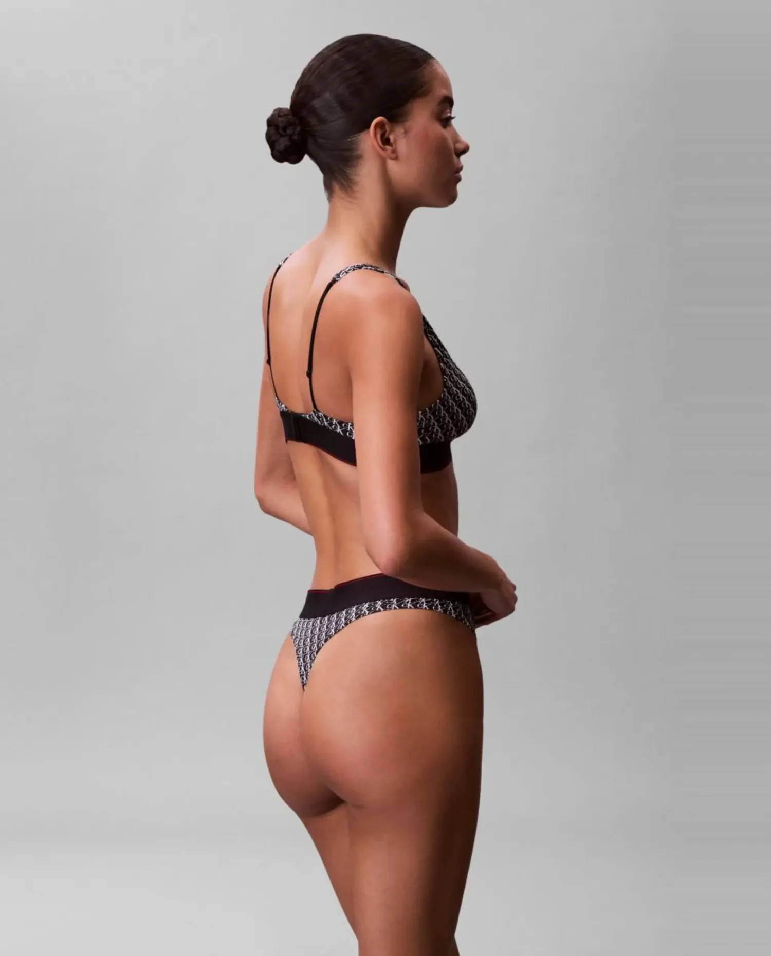 Формованный треугольный бюстгальтер CK GRAPHIC Calvin Klein, черный — фото 2