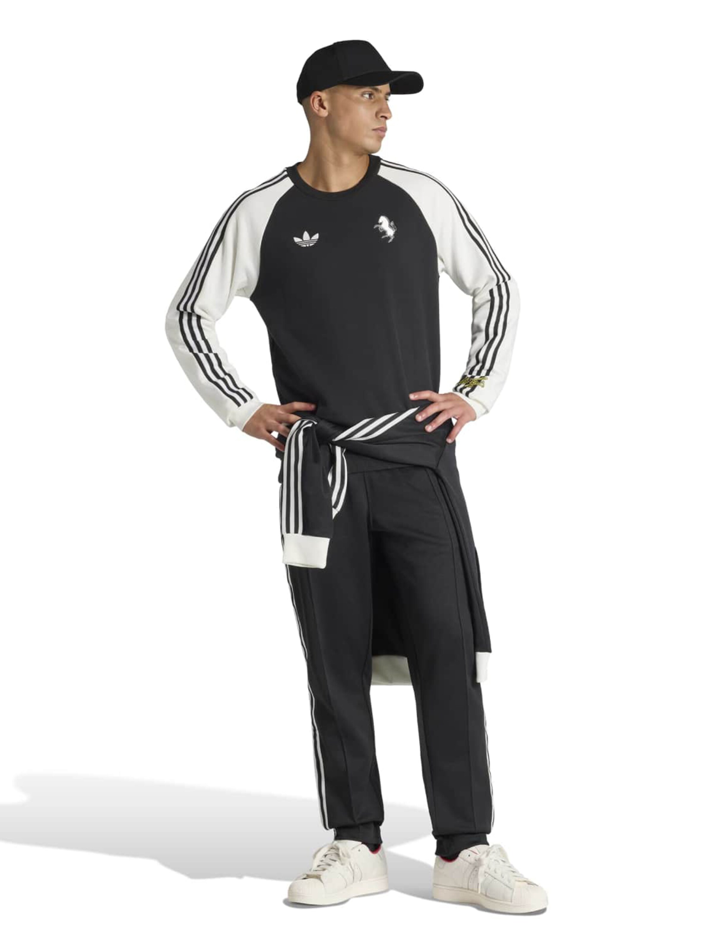 Adidas Performance Спортивный свитшот 'Juventus Turin FC Originals' в черном цвете — фото 4