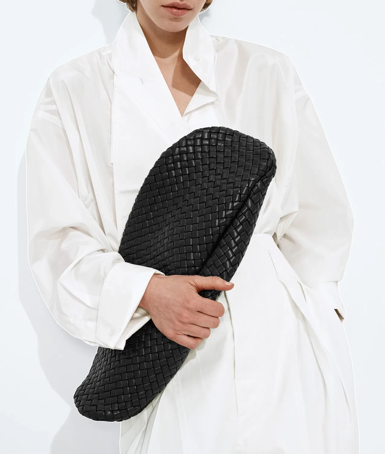 Клатч Onda BOTTEGA VENETA, черный — фото 2