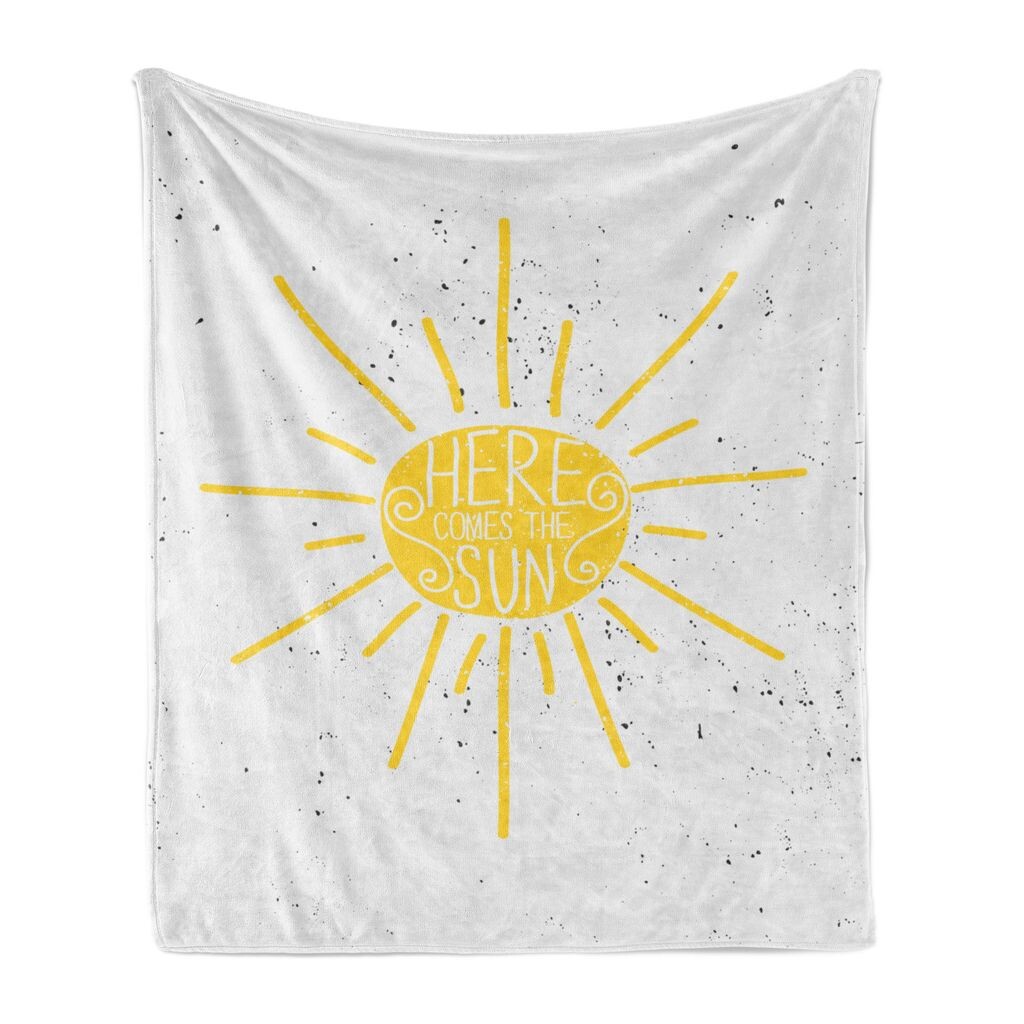 

ABAKUHAUS Here Comes the Sun Мягкое фланелевое флисовое одеяло, типография в виде нарисованного от руки солнца на гранж-фоне с вихревыми мотивами, 175 x 230 см, жемчужно-горчичный белый цвет