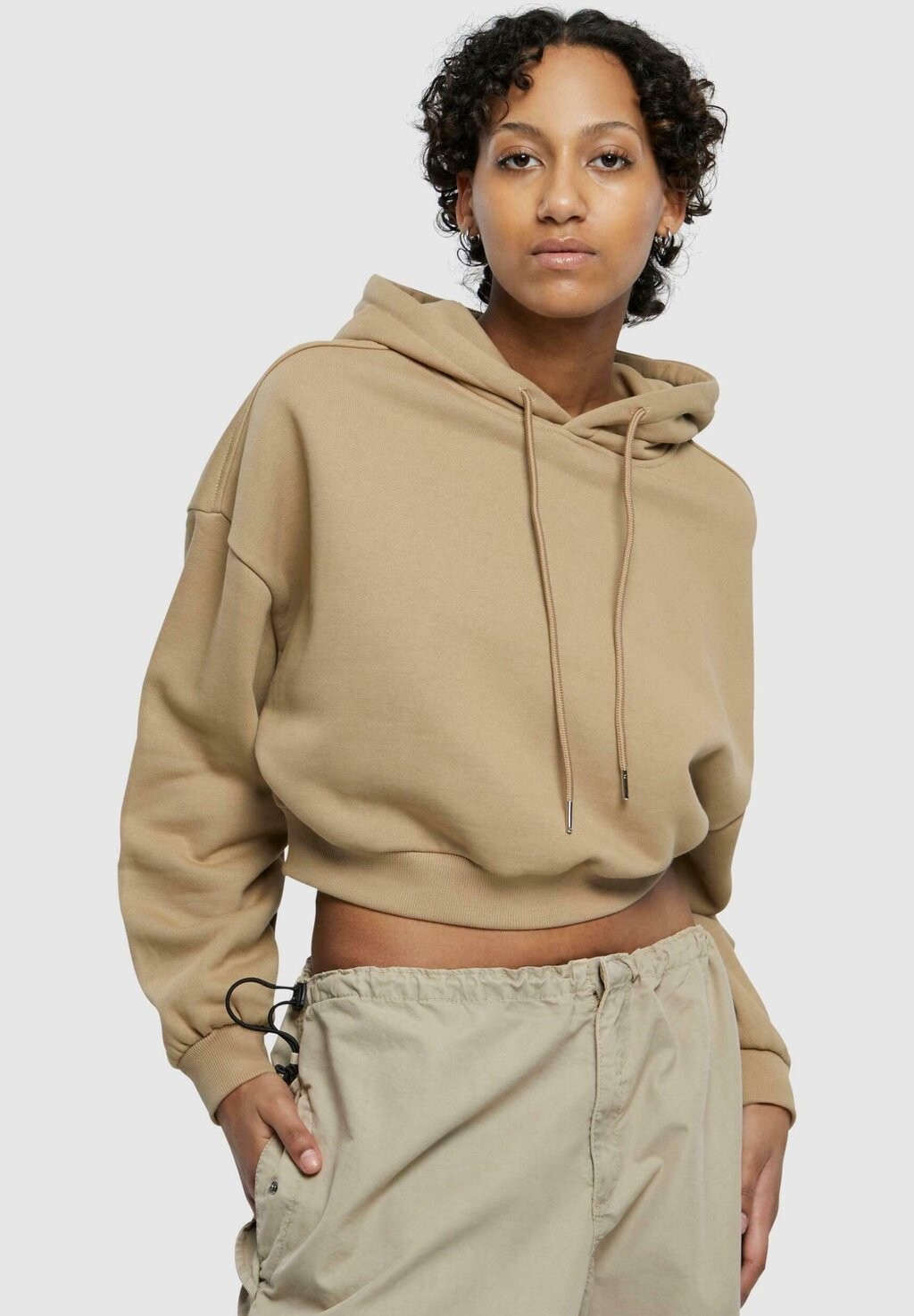 

Толстовка Urban Classics CROPPED HEAVY, цвет warmsand