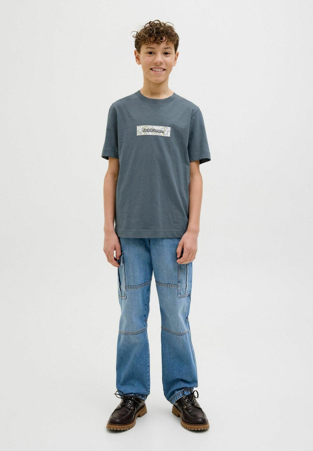 

Футболка с принтом Jack & Jones Junior, серый