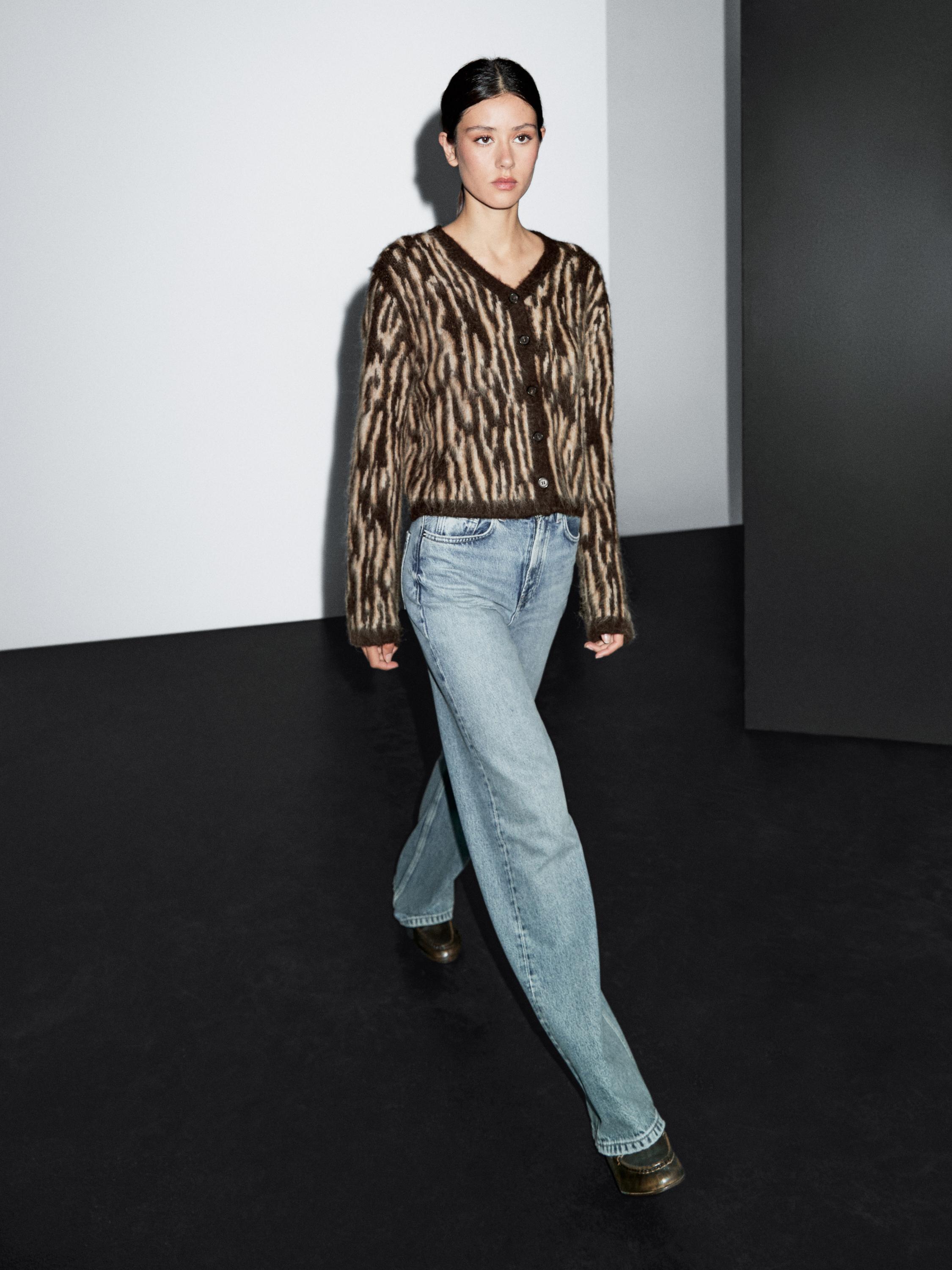 

Кардиган из смеси шерсти и альпаки с анималистичным принтом Massimo Dutti, коричневый