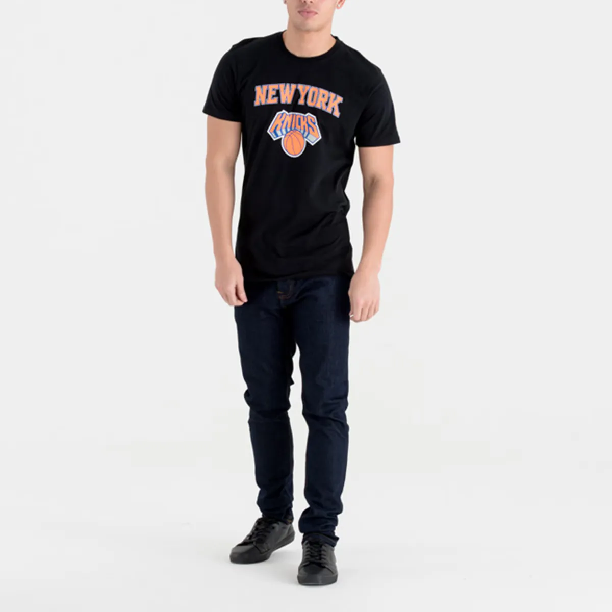 

Футболка мужская Team Logo New York Knicks NBA New Era, черный