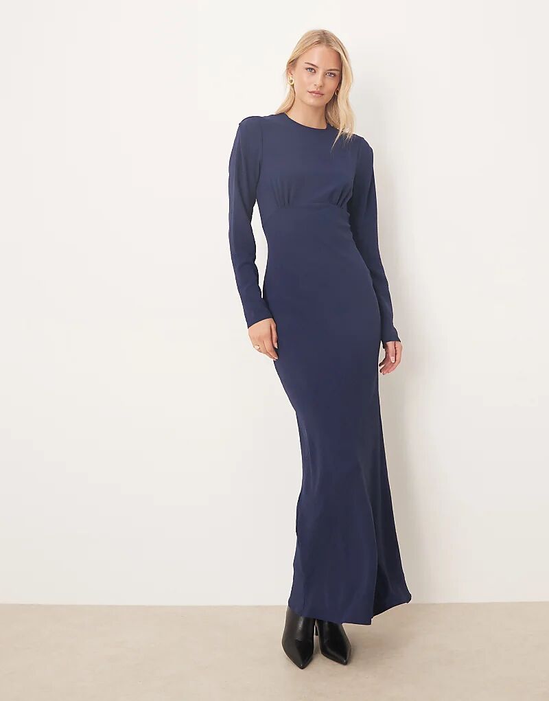 

Длинное платье-комбинация из атласа ASOS DESIGN с косой вставкой на груди, темно-синего цвета
