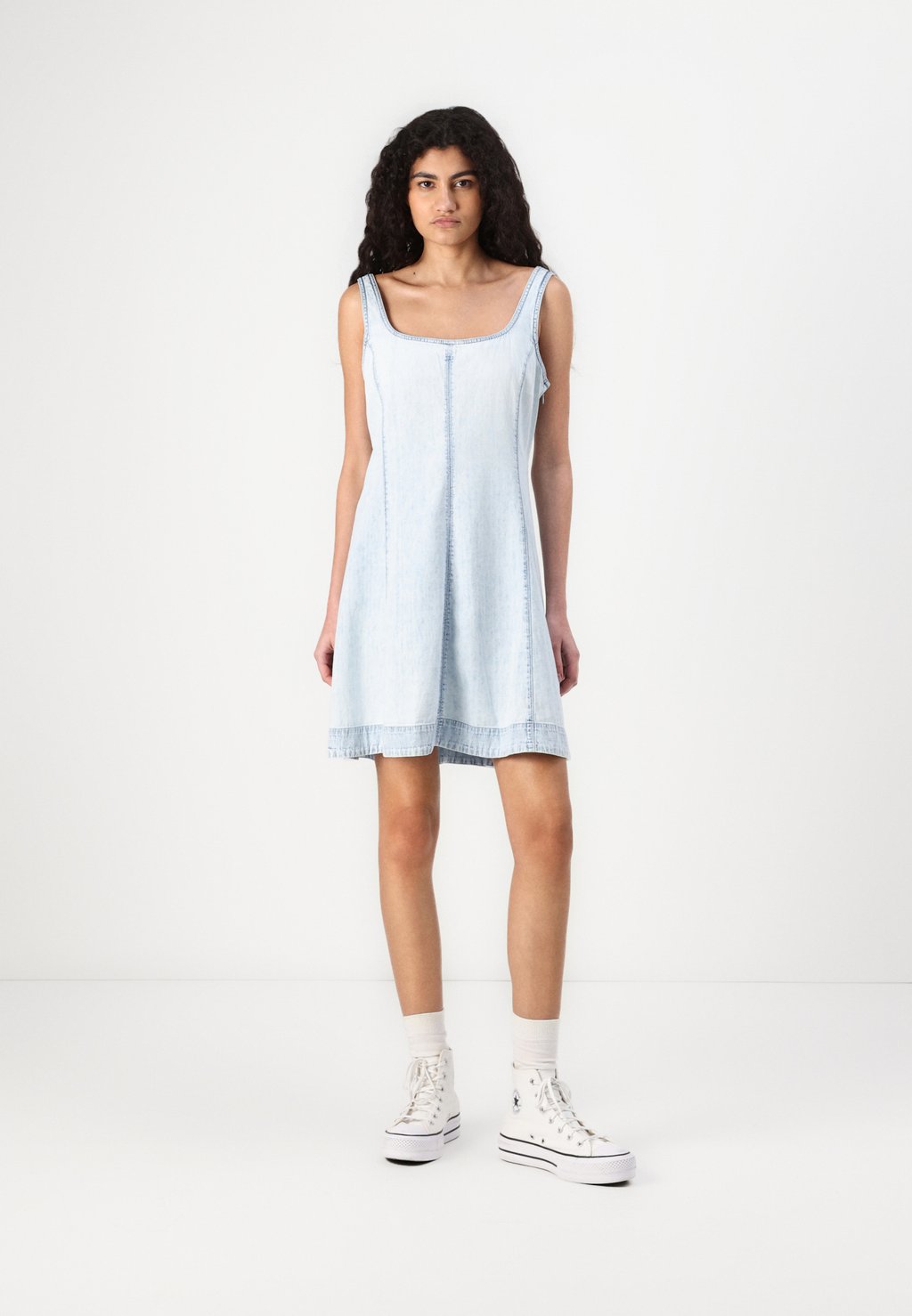 

Повседневное платье GAP, синий