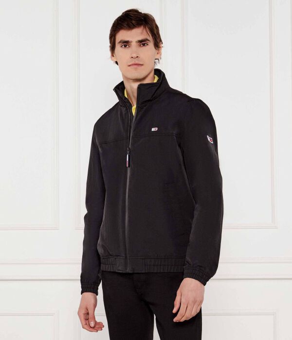 

Куртка необходима Regular fit Tommy Jeans, черный