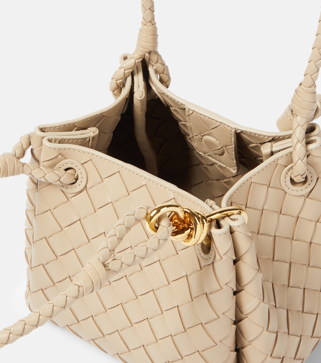 Сумка-тоут из кожи Intrecciato Parachute Small Bottega Veneta, Ecru-Muse Brass — фото 3