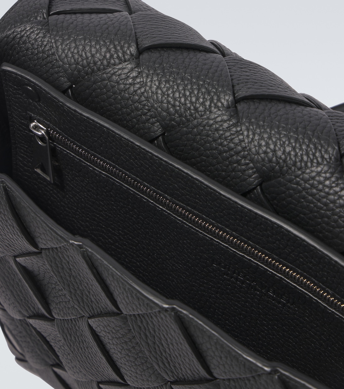 Diago Большая кожаная сумка-портфель Intreccio Bottega Veneta, Black-Silver — фото 4