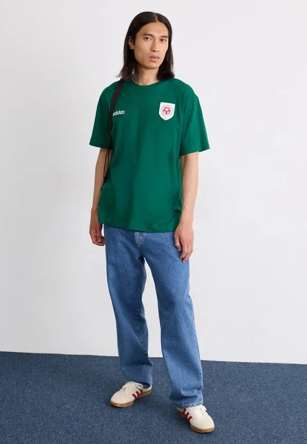 Футболка с графическим принтом Adidas Originals, Collegiate Green — фото 2