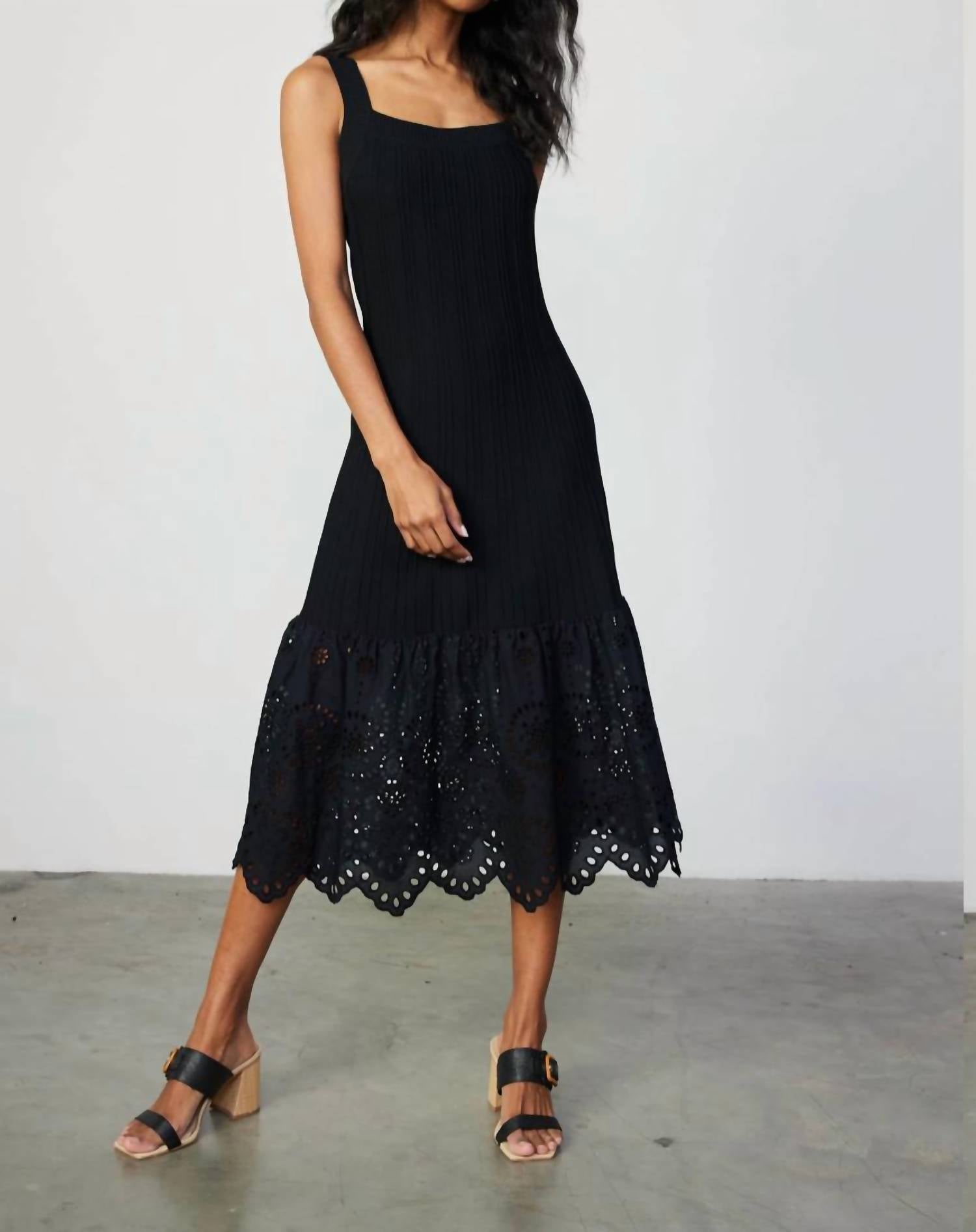 

Платье Contast Lace Knit черного цвета current air