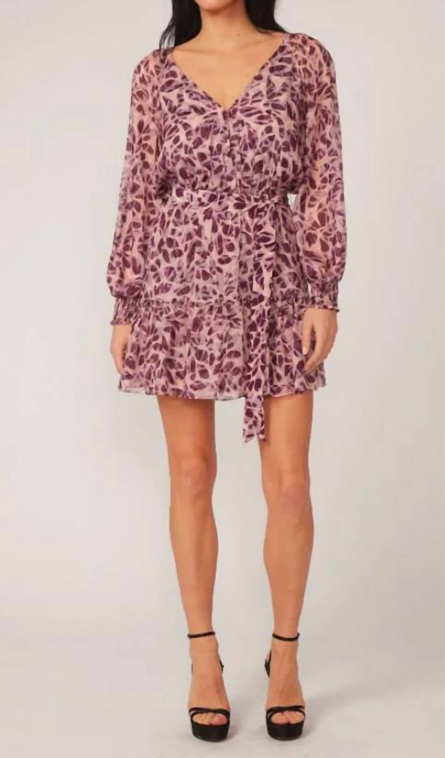 

Платье Saige с эффектом лепестков GILNER FARRAR, цвет petal play