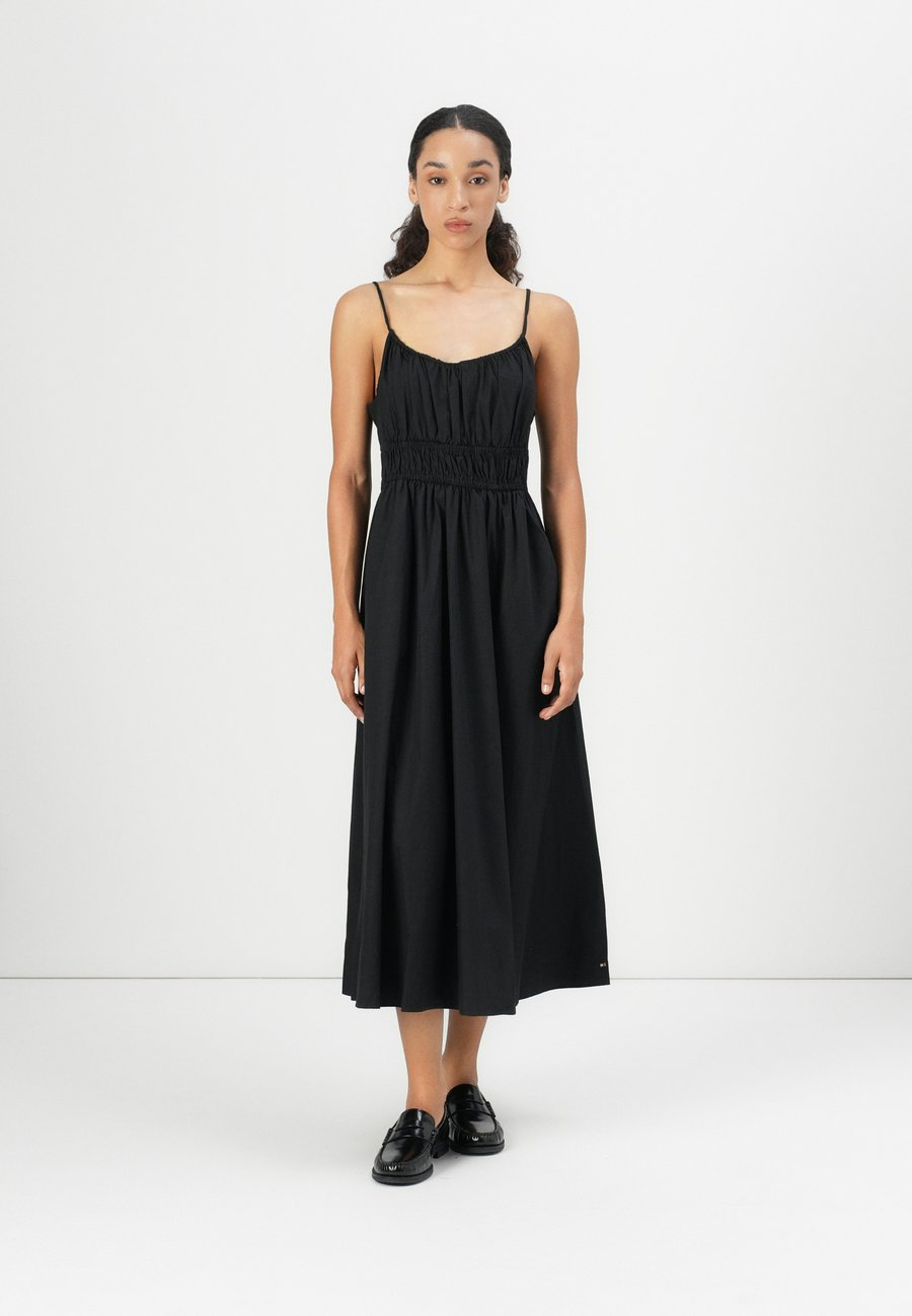 

Платье Tommy Hilfiger SMOCK STRAP DRESS, Black