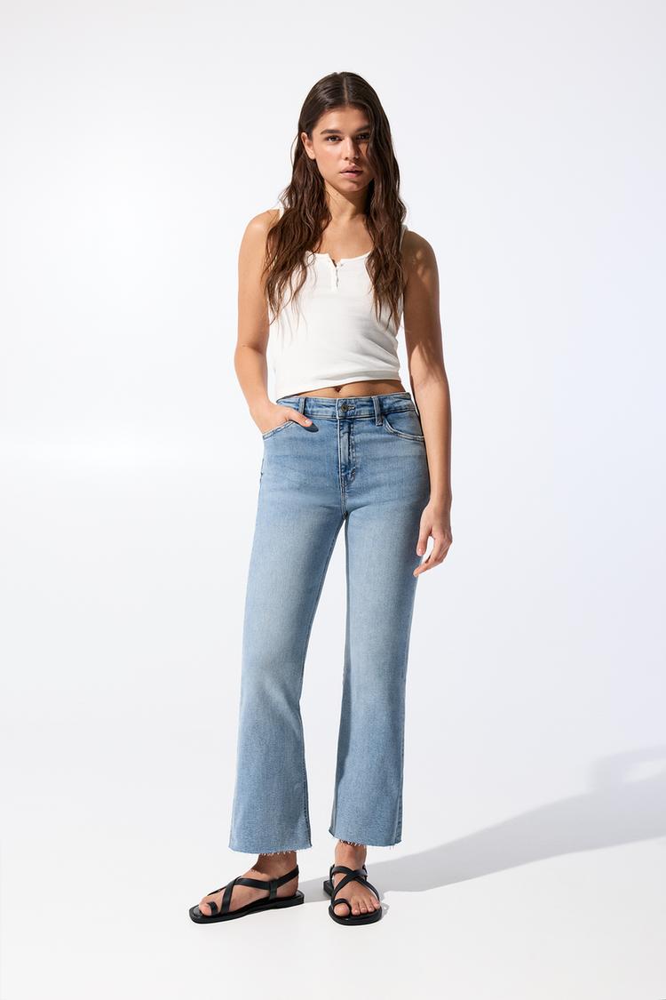 

Джинсы-Клеш средней посадки Pull And Bear, голубой