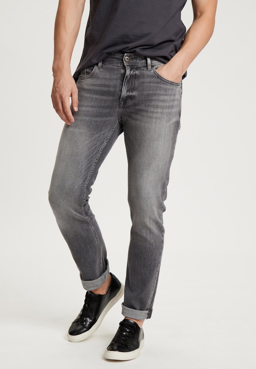 

Джинсы зауженного кроя Cross Jeans, антрацит