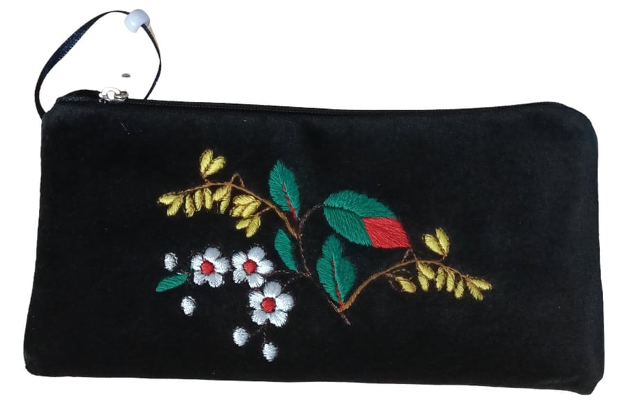 

Косметичка Kociewska (черная) Artfolk