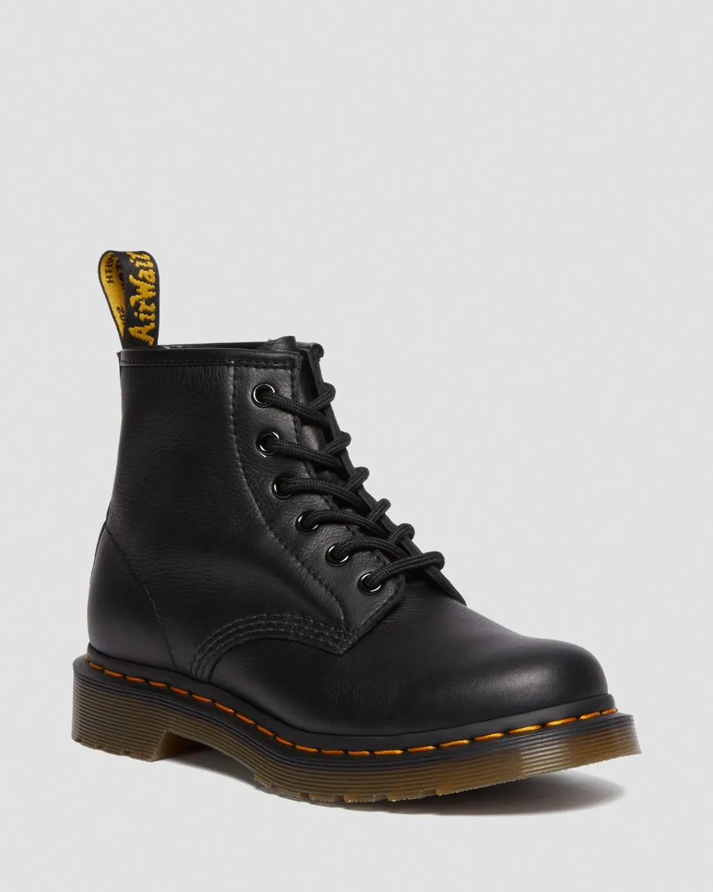 

Кожаные ботильоны Dr. Martens 101 Virginia, цвет Black — Virginia