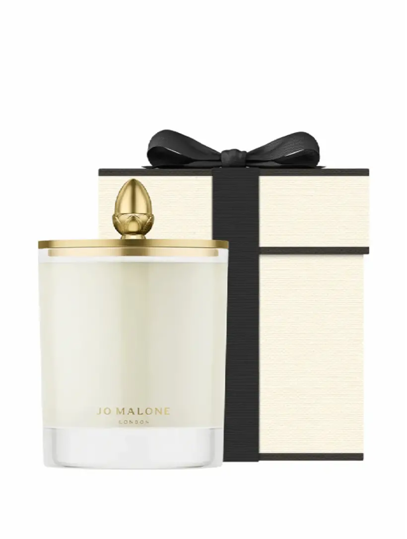 

Свеча ароматическая Dawn Musk, 200 г Jo Malone London