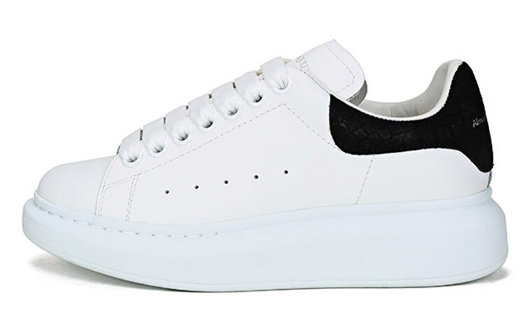 Кроссовки Alexander McQueen Oversized Sneaker 'White Black Suede' Women's