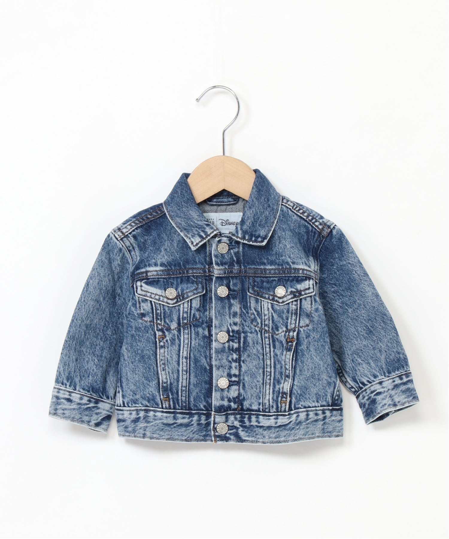 Джинсовая куртка BabyGap x Disney с изображением Микки Мауса GAP, MEDIUM_WASH — фото 3