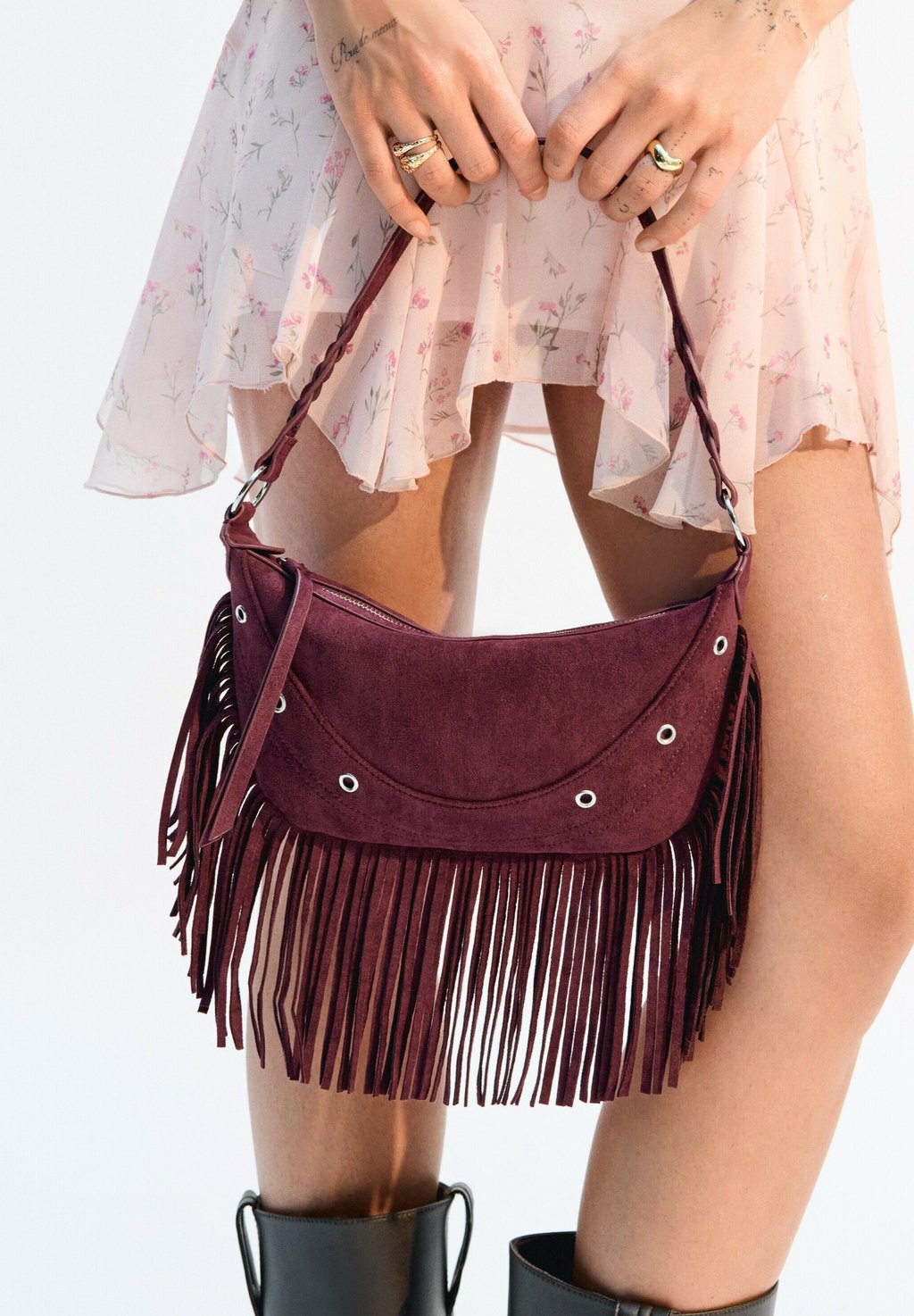 

Сумка WITH FRINGING Bershka, бургундия