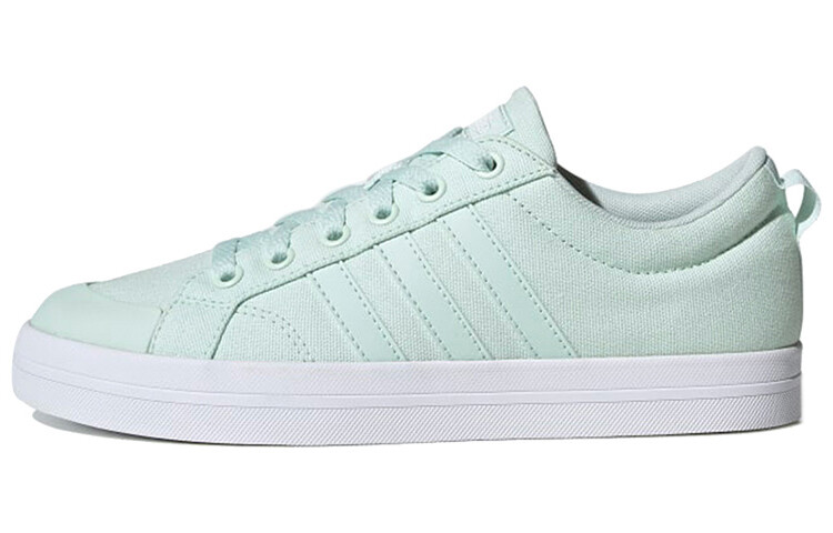 Женские кроссовки для скейтбординга Adidas Neo Bravada