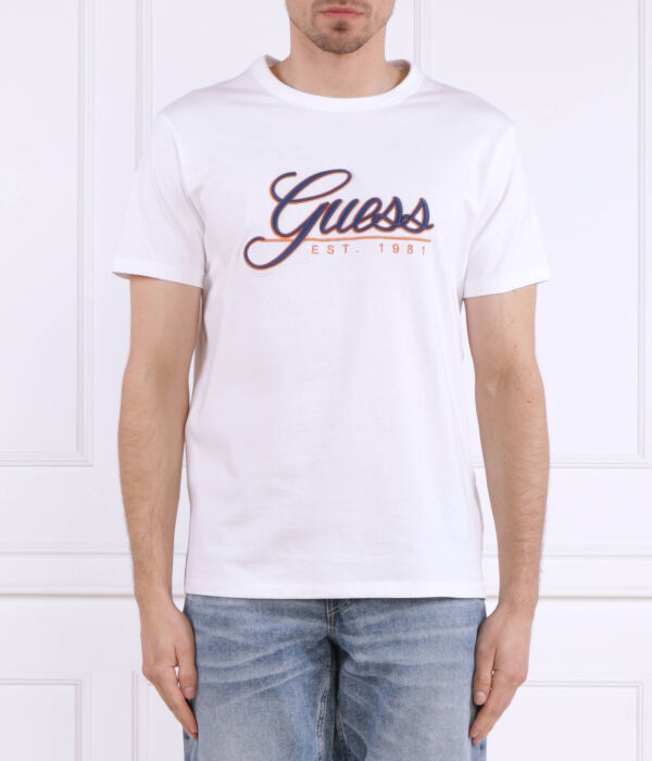 

Футболка Guess Jeans с 3D-эмблемой, белый