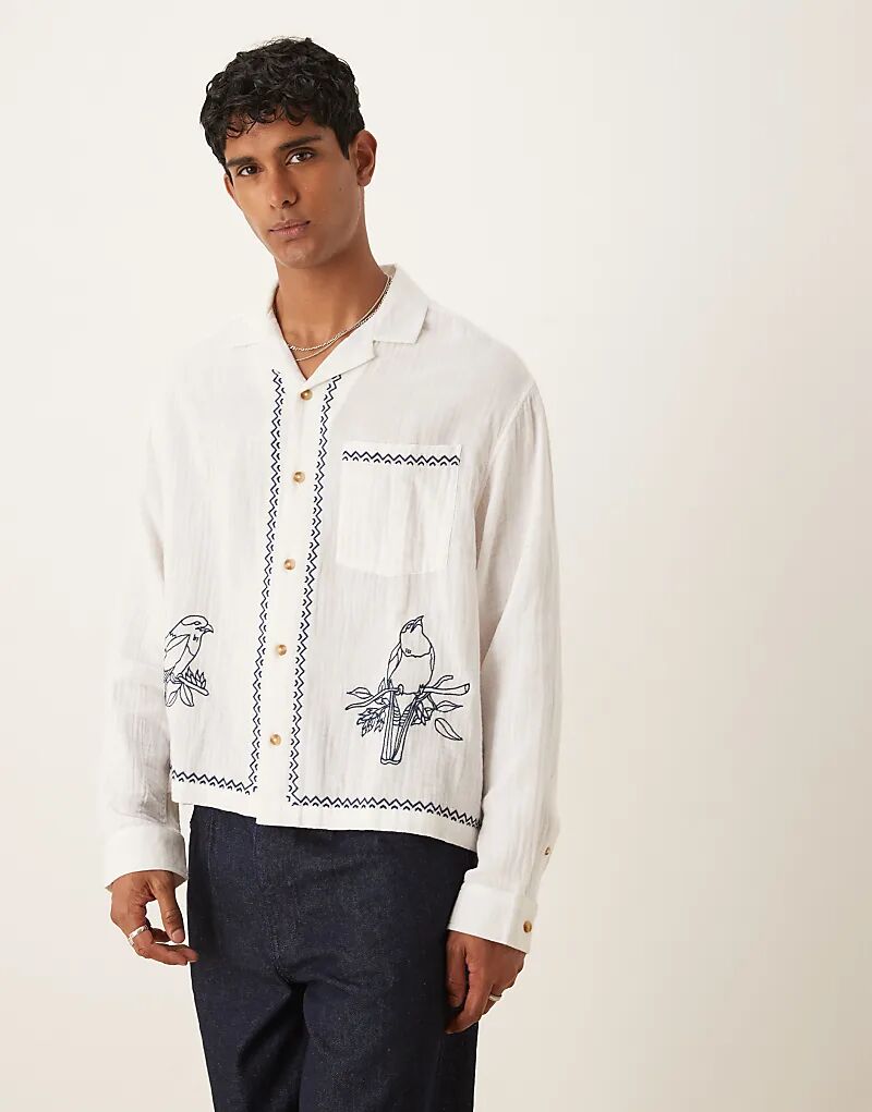 

Рубашка свободного кроя ASOS DESIGN белого цвета с вышивкой