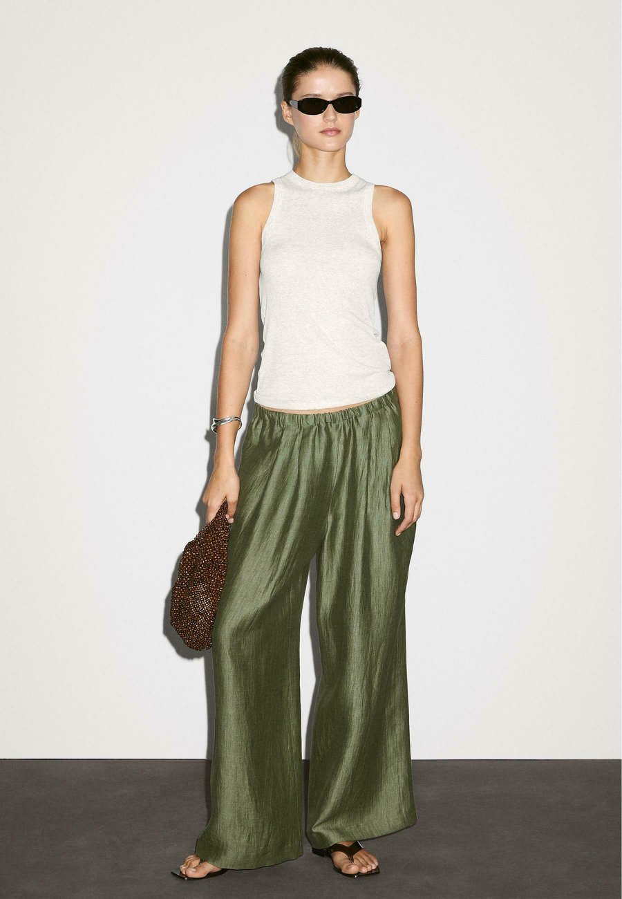 

Брюки Massimo Dutti STRAIGHT FIT FLOWING, Green