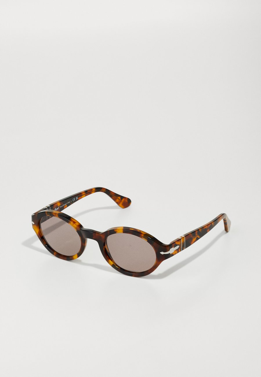 

Солнцезащитные очки Persol LORIS UNISEX, Madreterra/Brown