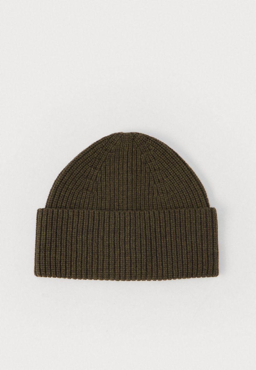 

Шапка Filippa K HAT, Moss Green/Dark Green