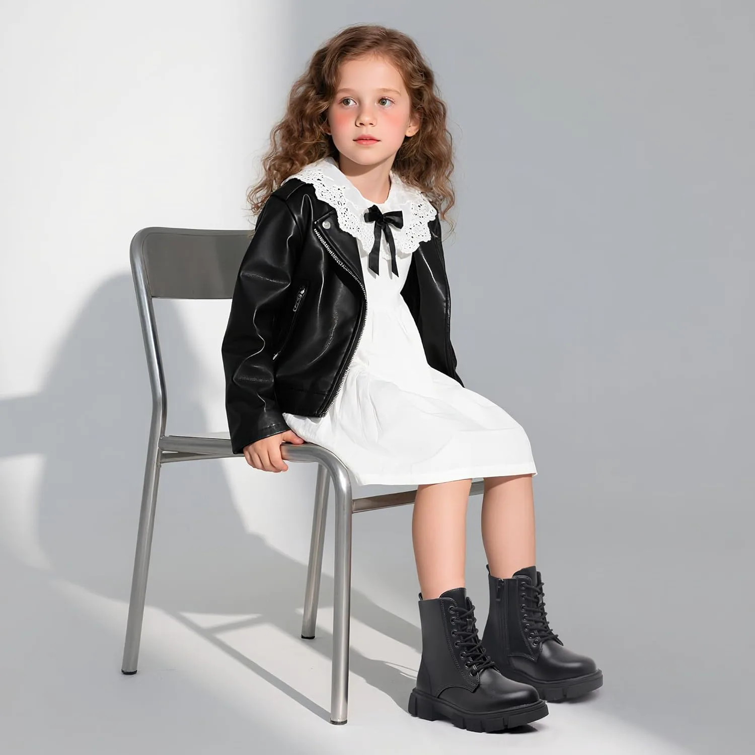 

Детские ботинки Apakowa для девочек, модные ботильоны с боковой застежкой-молнией (младший/старший ребенок), черный