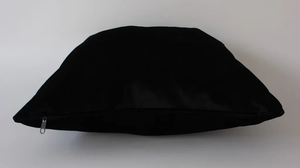 

Подушка Evila Originals, черный