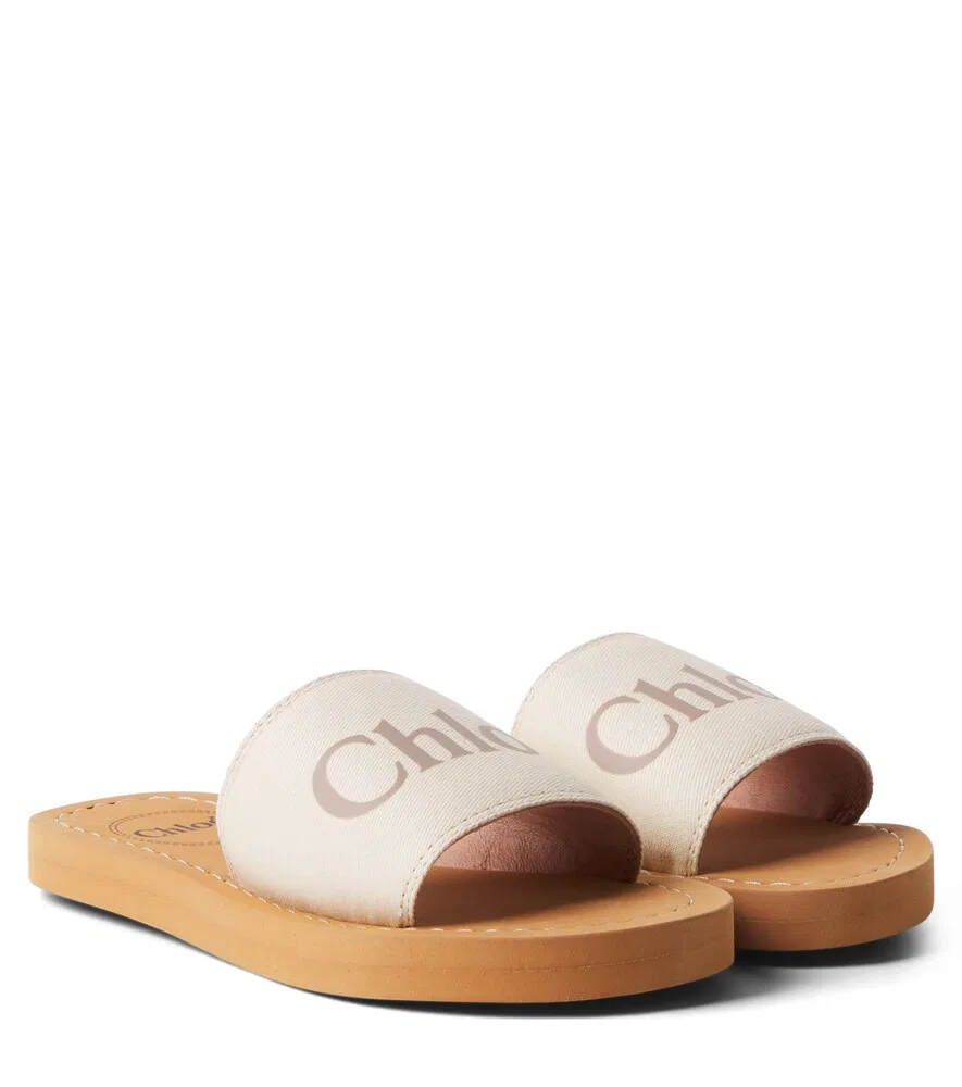 Слайды с логотипом Chloé Kids, бежевый