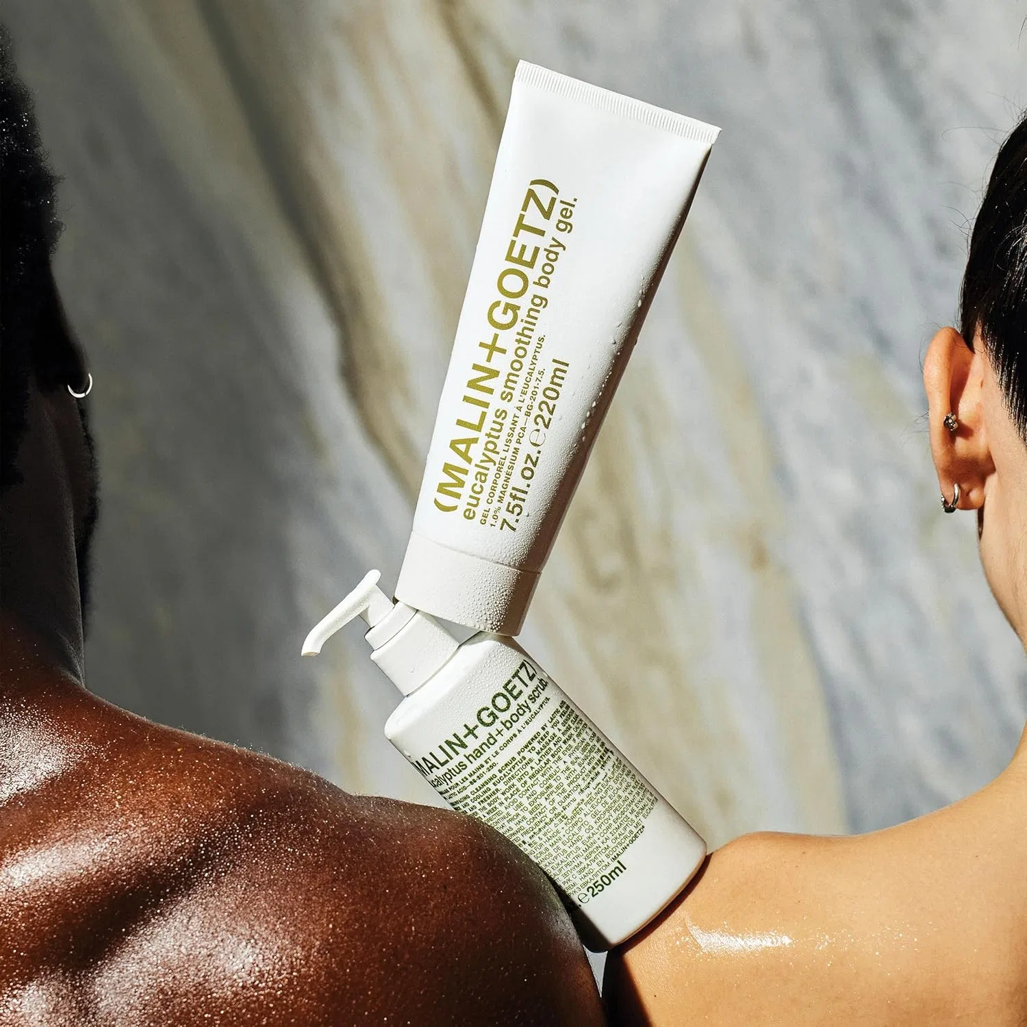 Гель для тела успокаивающий MALIN+GOETZ Eucalyptus Smoothing Body Gel 220 мл — фото 4