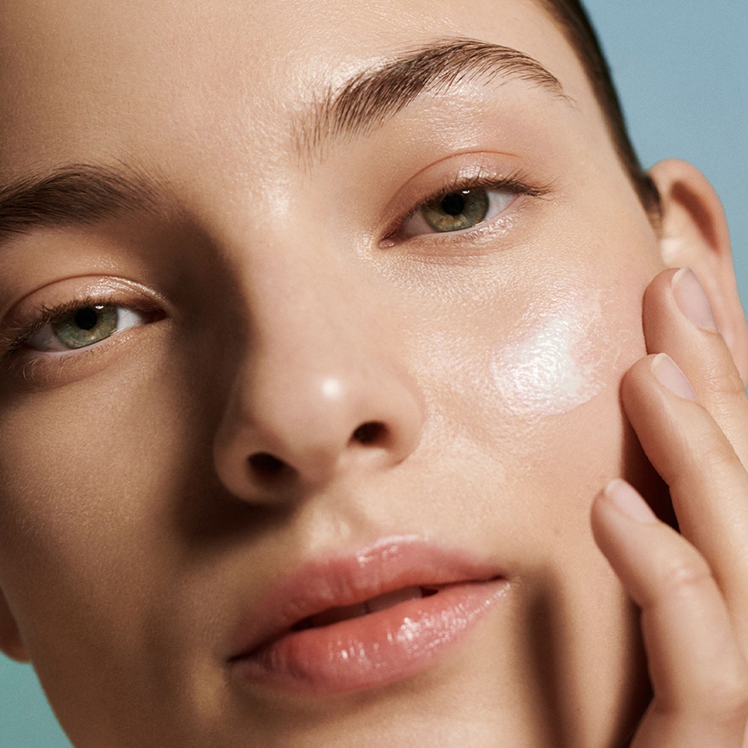 Солнцезащитный крем the spf50 uv protecting fluid La Mer, объем 50 мл — фото 3
