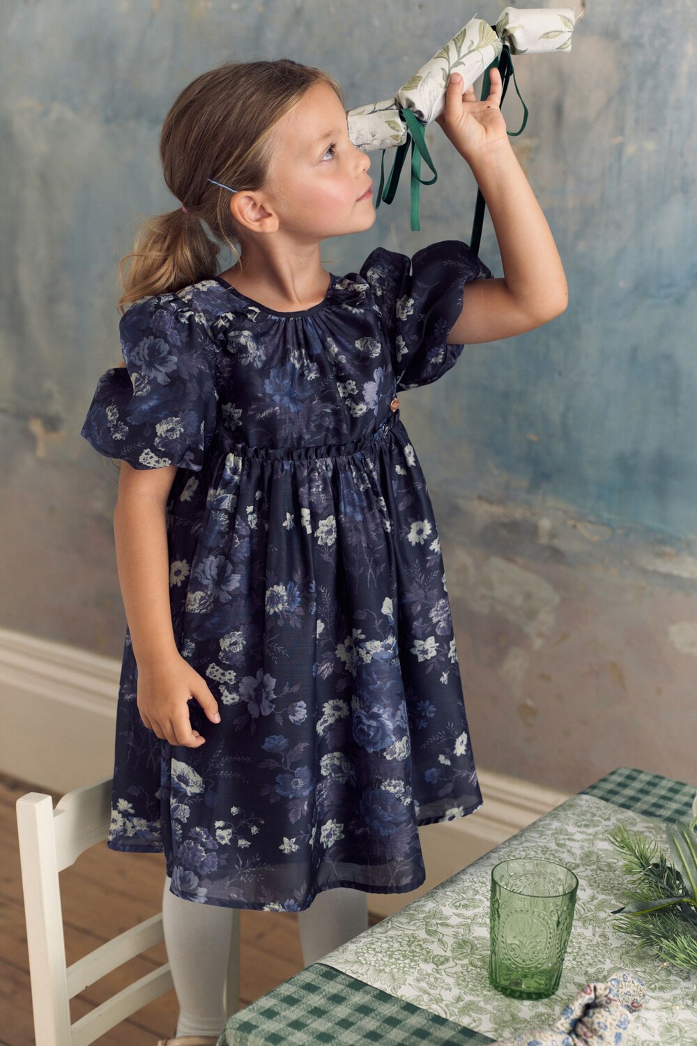 

Платье из органзы с пышными рукавами Laura Ashley, синий