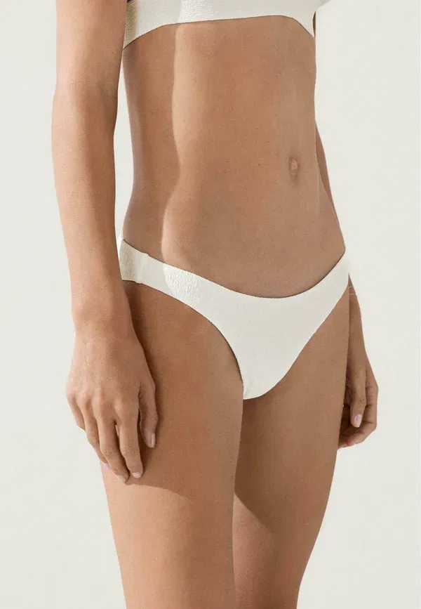 Трусы бикини фактурные Massimo Dutti, белый — фото 4