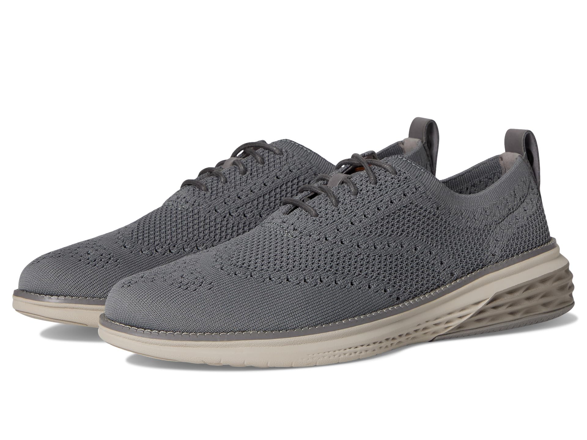 

Оксфорды Cole Haan Grand Hurrion Stitchlite Wing Tip Oxford, цвет Quiet Shade/British Tan/Dove