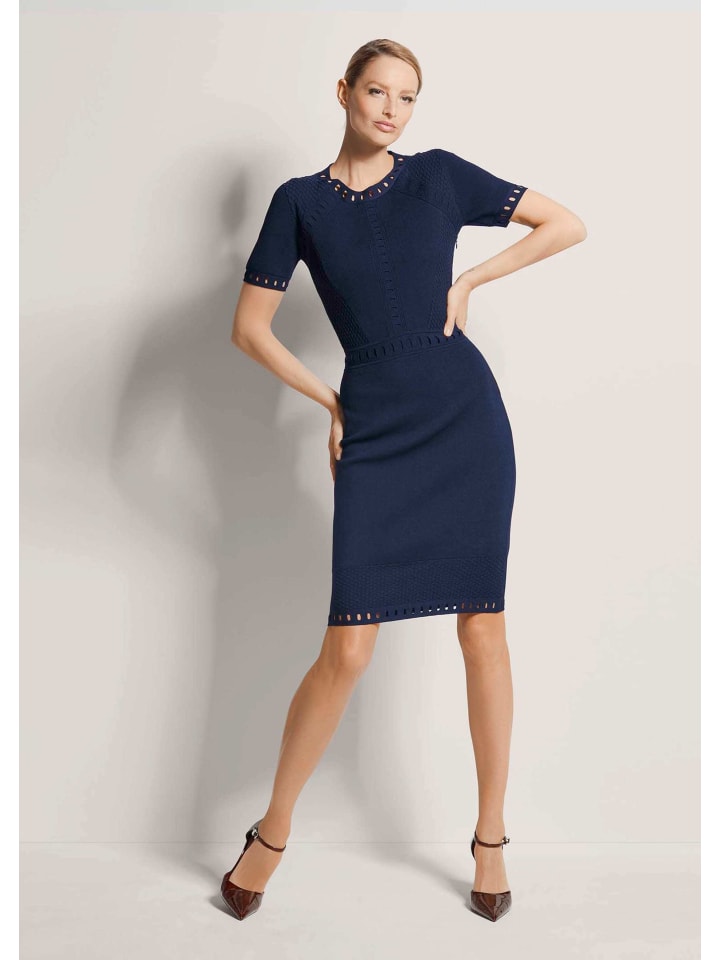 

MADELEINE Вязаное платье с рукавами до локтя темно-синего цвета