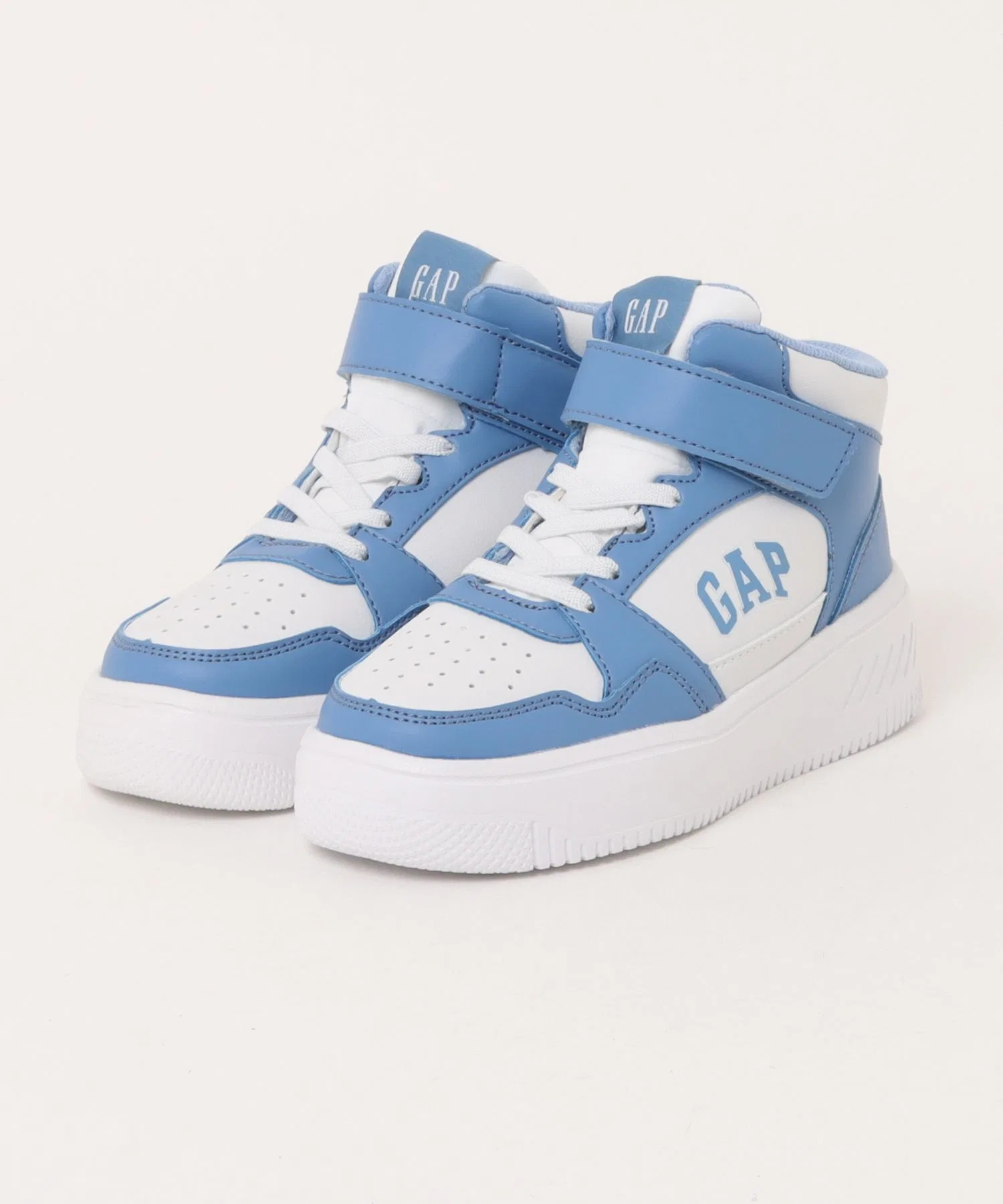 Детские кроссовки GAP