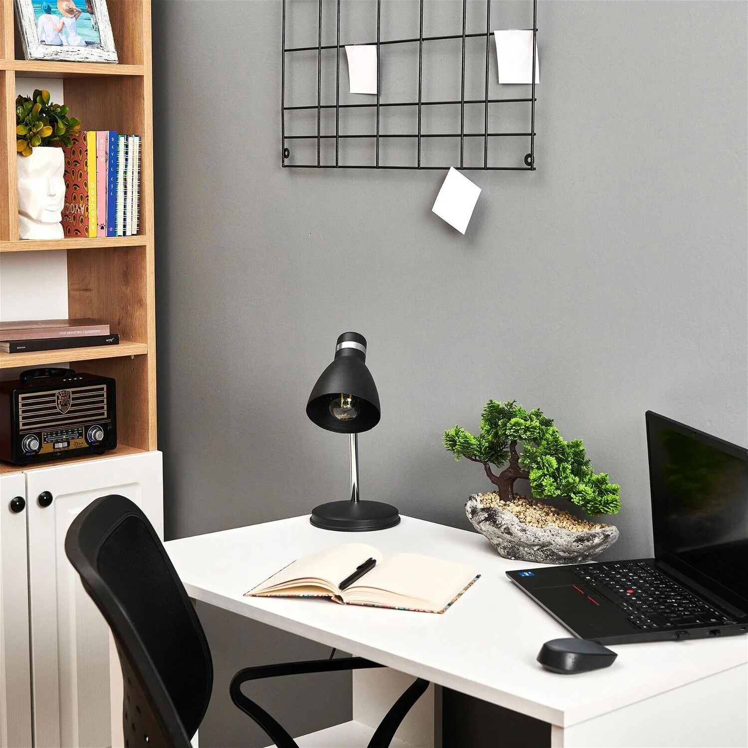 

Настольная лампа Nisa Luce Modern Chrome Spiral - черный