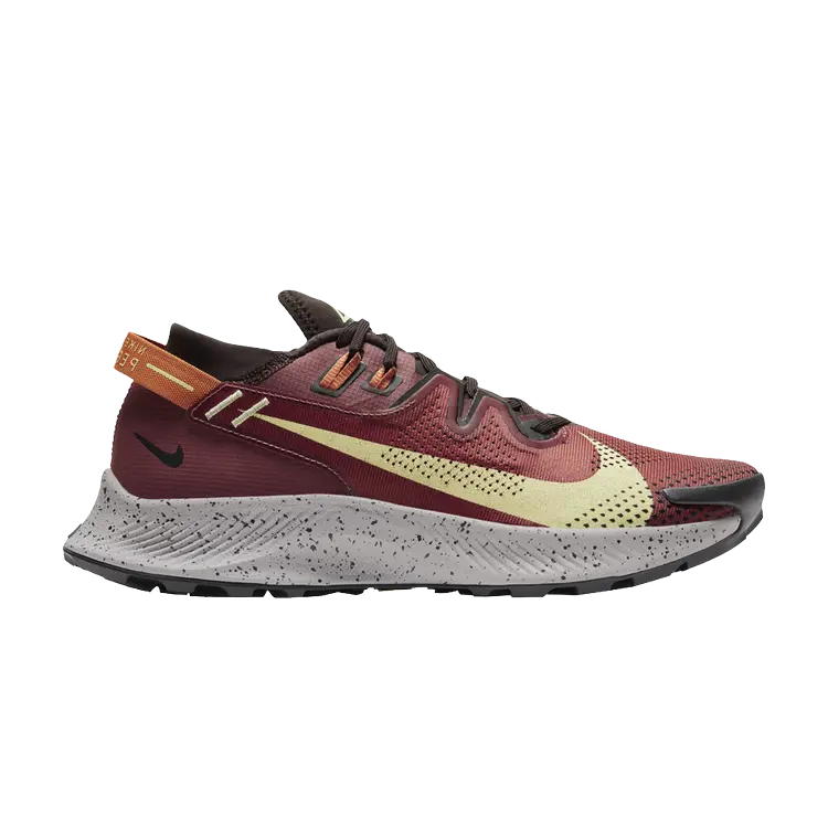 

Кроссовки Nike Pegasus Trail 2, красный