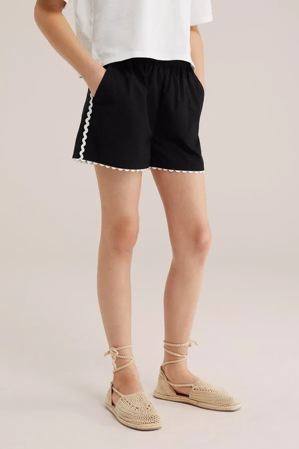 Шорты We Fashion, Black