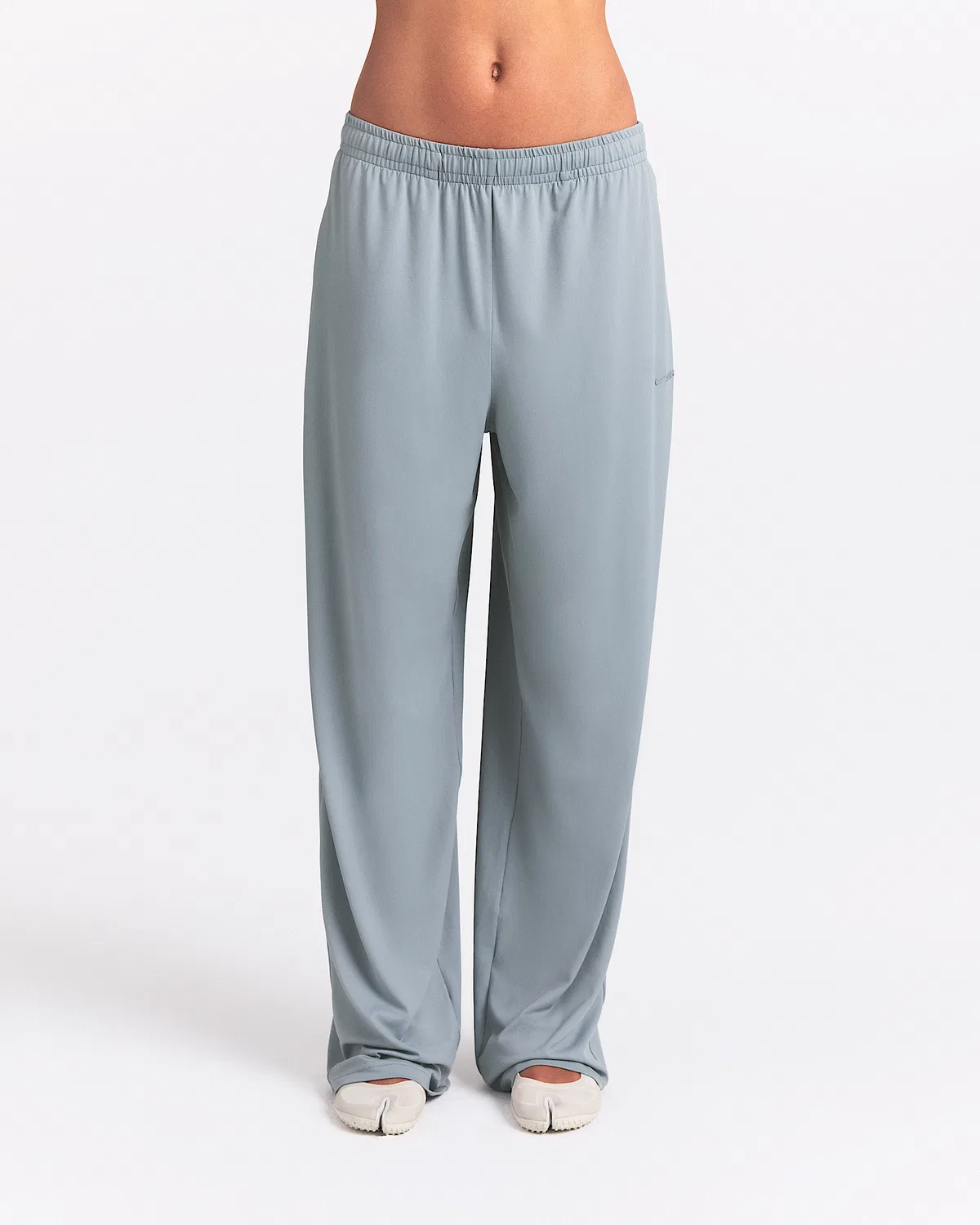 Женские широкие брюки NikeSKIMS Airy, NSKM Washed Pacific — фото 2