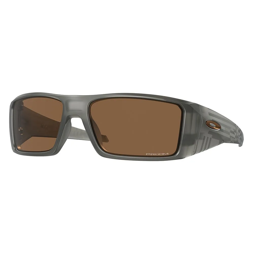 

Солнцезащитные очки Oakley Heliostat, прозрачный