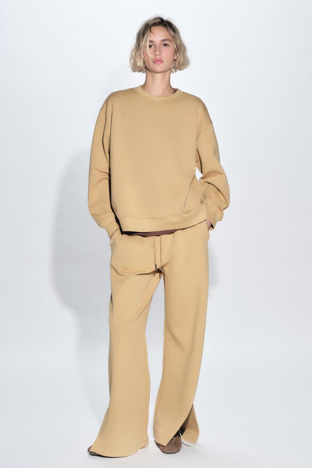 

Свитшот из интерлока ZARA, охра