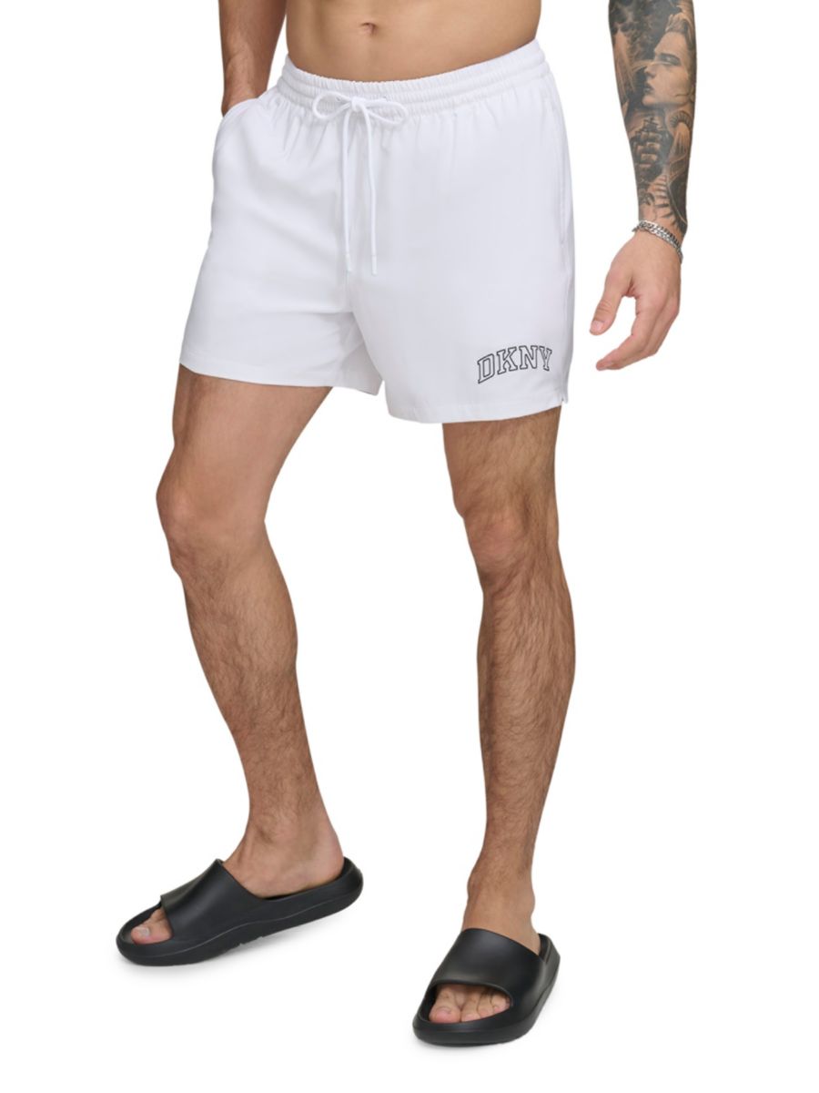 

Плавки-шорты Standard Fit Flat Front DKNY, цвет Brilliant White